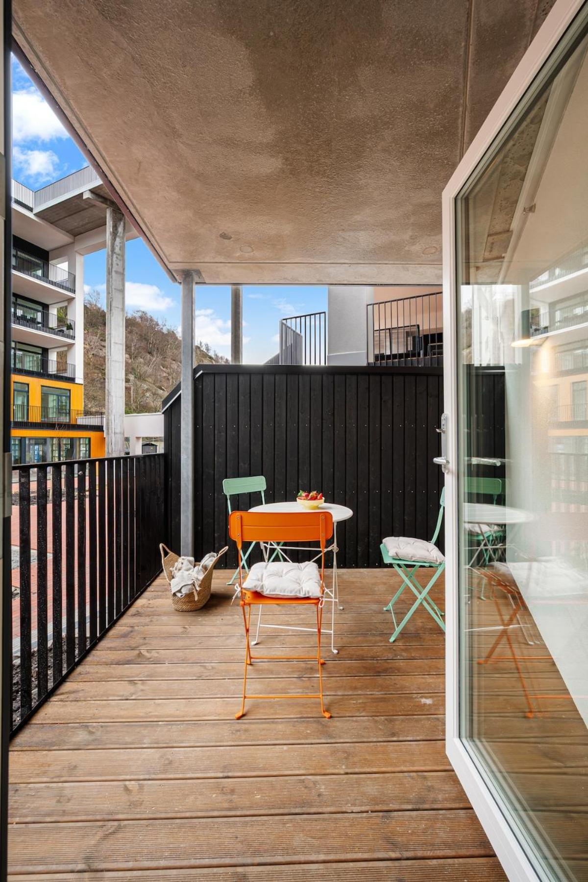Apartment Brand New In Sandviken, Near *